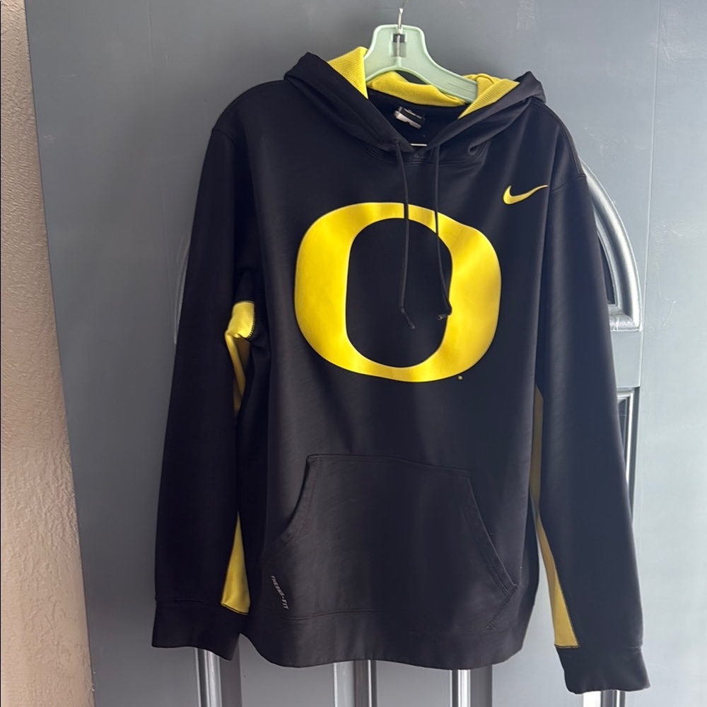 Men’s Oregon Nike Therma-Fit Hoodie
